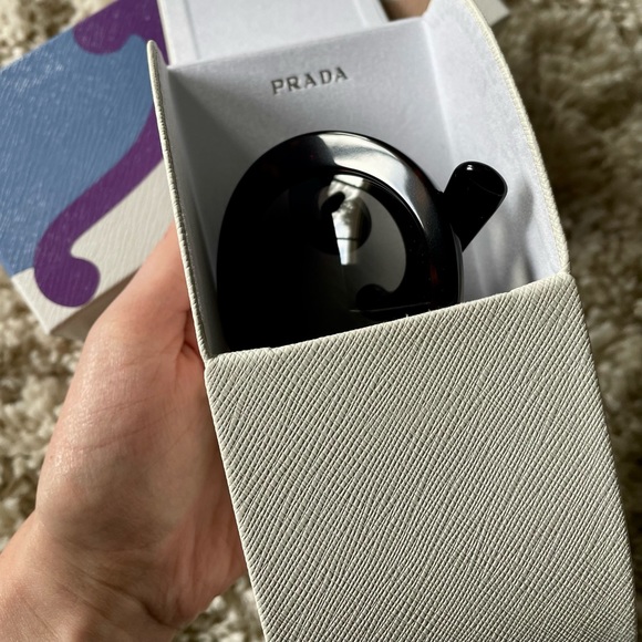 PRADA Minimal Baroque Round Tortoise Sunglasses - Picture 6 of 13